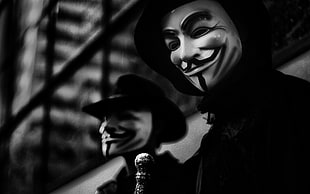 two white guy fawkes masks, Anonymous HD wallpaper