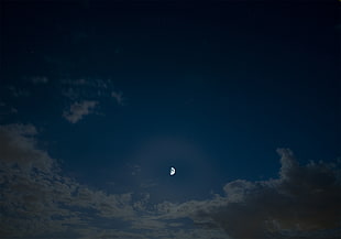 crescent moon, night, sky, Moon, clouds HD wallpaper