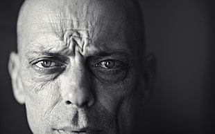 grayscale photo of man eyes HD wallpaper
