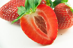 sliced strawberry