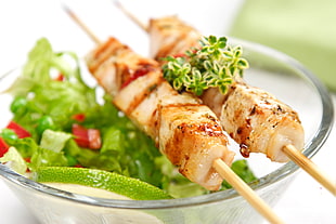 grilled meat on sticks HD wallpaper