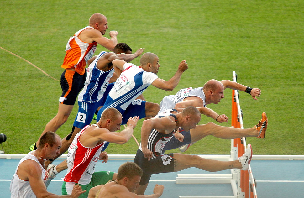 closeup photo of marathon HD wallpaper