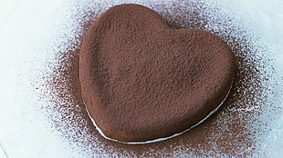 brown heart cake