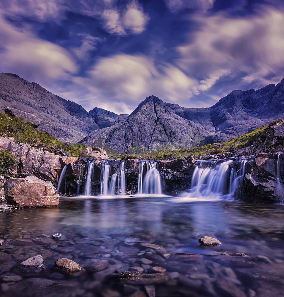 waterfalls photo during daytime HD wallpaper