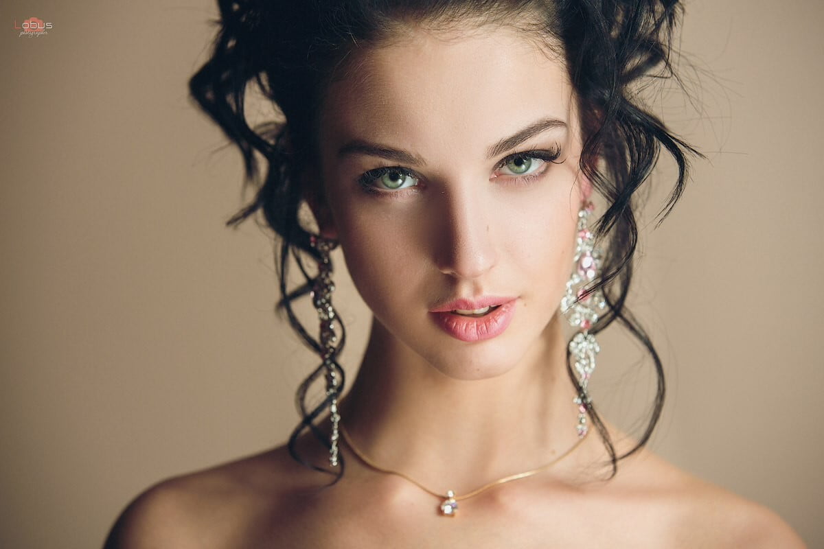 women's pair of silver-colored earrings, Alla Berger, women, model, face