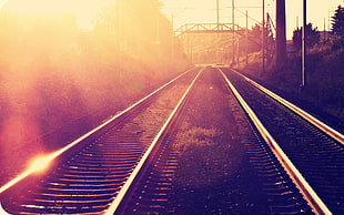 brown train rail, photography, sunset, sun rays, nature