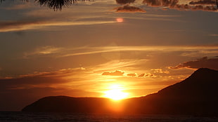photo of mountain in sunset, sunset, sunlight, sky