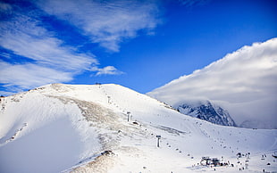 white snowy mountain during daytime HD wallpaper
