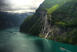 river surrounded by mountains at daytime, Norway, landscape, waterfall, Geiranger HD wallpaper