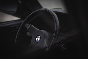 black BMW steering wheel, BMW E28