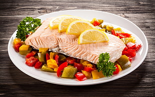 cooked fish with sliced lemon, food, salmon, lemons, vegetables