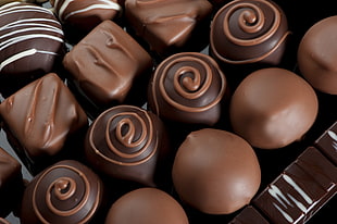 close up photography of chocolate HD wallpaper