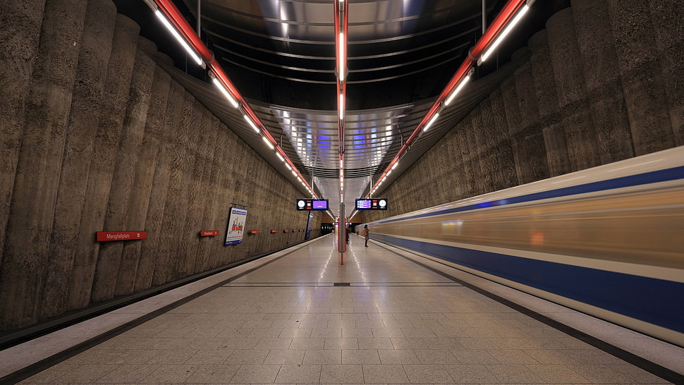 white bricked floor, train, train station, Germany, subway HD wallpaper