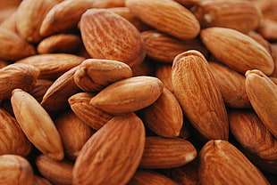 Pecan nuts, almonds