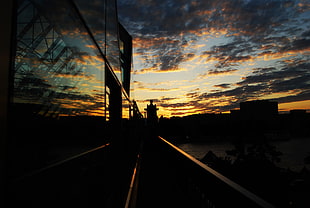 silhouette of buildings HD wallpaper