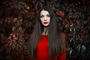 woman wearing red scoop-neck dress HD wallpaper