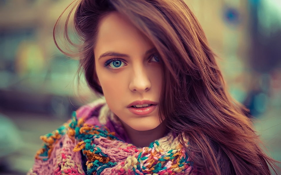 shallow focus photography of brown hair HD wallpaper