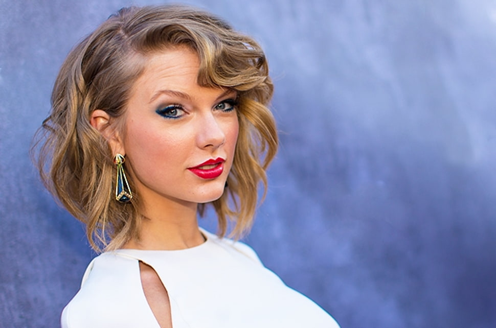 Taylor Swift HD wallpaper