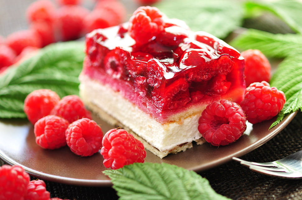 strawberry cake HD wallpaper