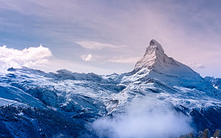 snowy mountain during daytime HD wallpaper