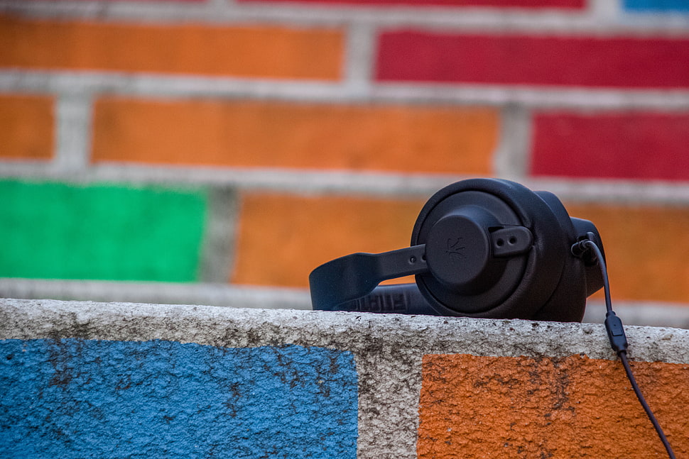 black corded headphones HD wallpaper