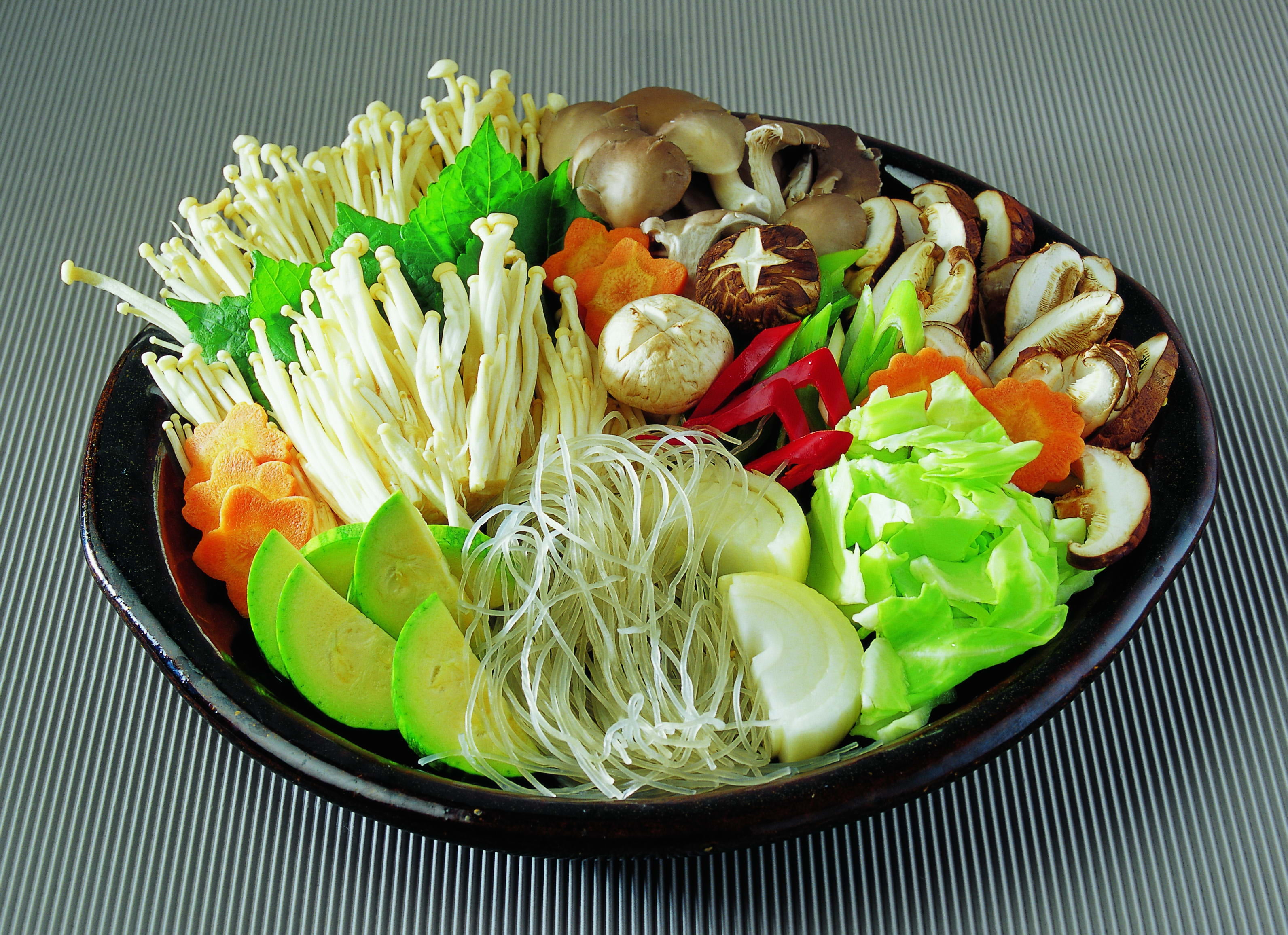 assorted vegetables on bowl