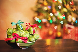 brussels sprouts on green ceramic bowl HD wallpaper