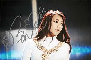 autographed photo of BoA, Korean, Asian, Sistar, K-pop HD wallpaper