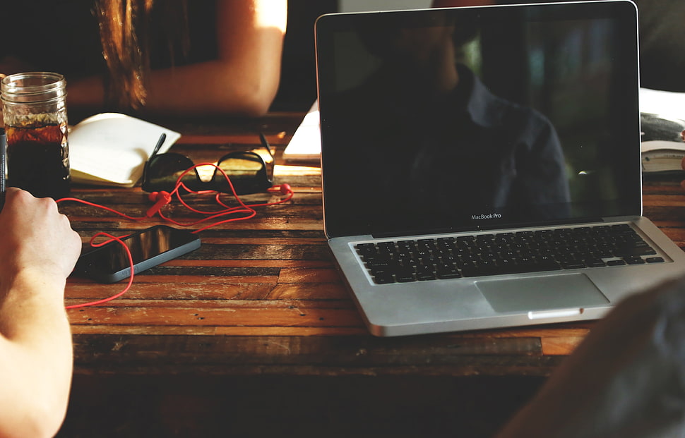 MacBook Pro HD wallpaper