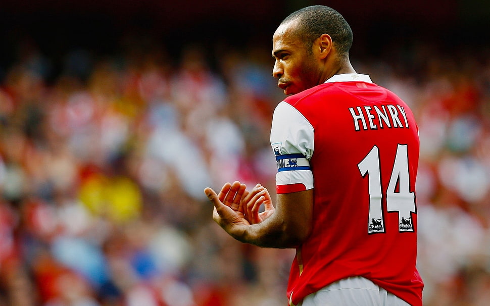 selective focus photography of Henry Arsenel soccer player HD wallpaper