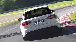 white Audi vehicle, Audi RS4, vehicle, car, Audi HD wallpaper