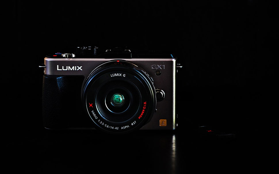 closeup photo of Lumix GX1 camera HD wallpaper