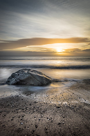 seashore under sunset sky, white rocks, dublin, ireland HD wallpaper