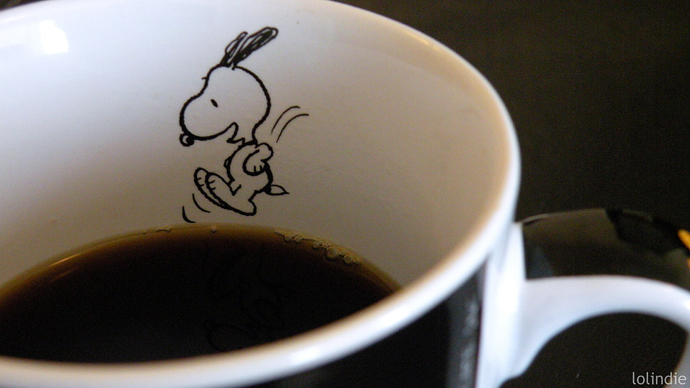 white and black ceramic mug with black coffee HD wallpaper