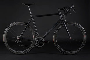 black road bicycle, bicycle, carbon fiber , road, wheels