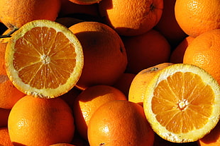 sliced orange fruits