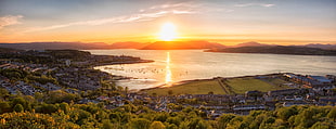 panoramic photography of overlooking city near sea during daytime, gourock