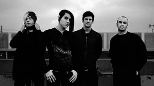 grayscale photography of band members on rooftop HD wallpaper