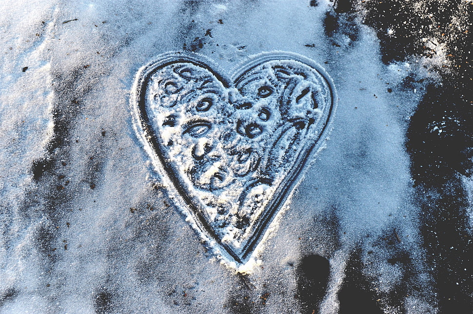 heart drawing in white sand HD wallpaper