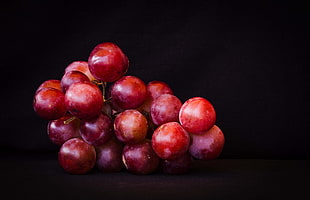 red fruits HD wallpaper