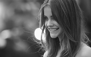 woman's face smiling HD wallpaper