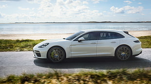 silver Porsche 5-door hatchback outdoor during daytime HD wallpaper