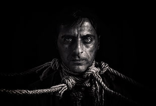 man with rope photograph HD wallpaper