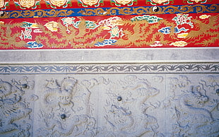 gray concrete dragon emboss decor