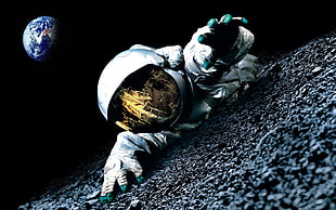 astronaut on the moon with e\arth view