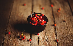 red berries in bowl scenery HD wallpaper