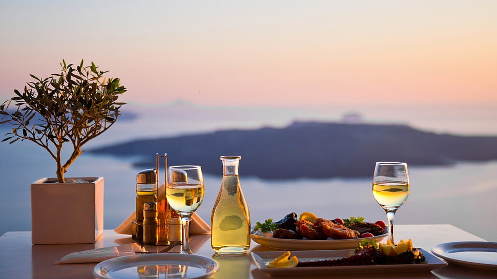 wine glasses on table outdoor HD wallpaper