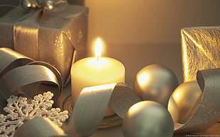 white candle, holiday, Christmas ornaments , candles, presents HD wallpaper