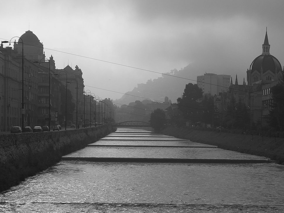 black and white concrete building, Sarajevo, cityscape HD wallpaper