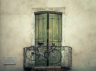black road bicycle, Bicycle, Balcony, Door HD wallpaper